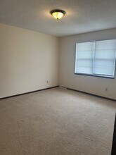233 Park in Holts Summit, MO - Building Photo - Building Photo