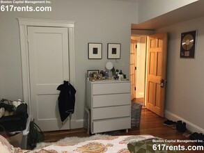 97 Chester St, Unit 2 in Boston, MA - Building Photo - Building Photo