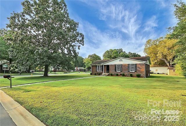11820 Antebellum Dr in Charlotte, NC - Foto de edificio - Building Photo