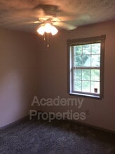 2882 Silver Maple Ct in Rex, GA - Building Photo - Building Photo