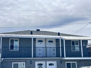 4734 E 57th St, Unit C in Maywood, CA - Foto de edificio - Building Photo