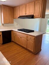 5780 Lake Lindero Dr in Agoura Hills, CA - Building Photo - Building Photo