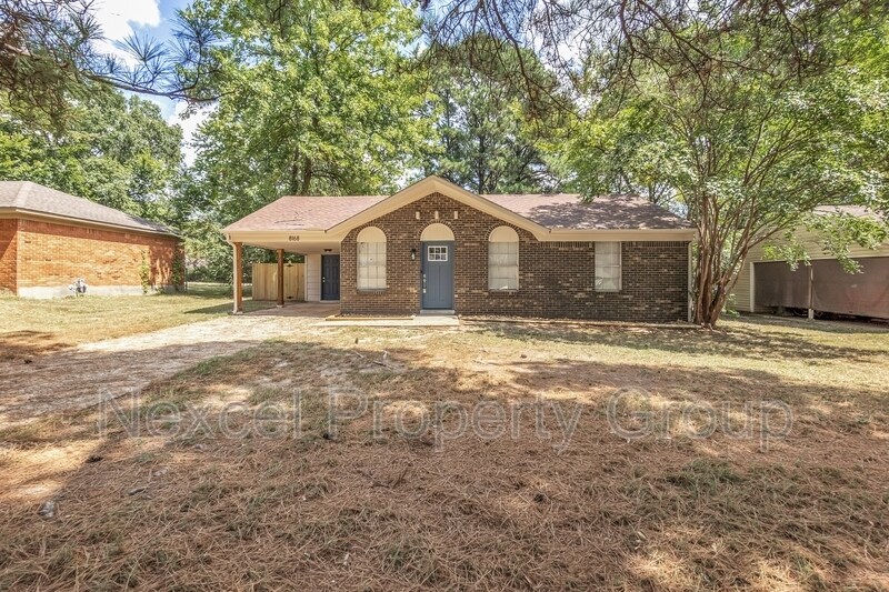 8168 Ashbrook Dr in Southaven, MS - Building Photo