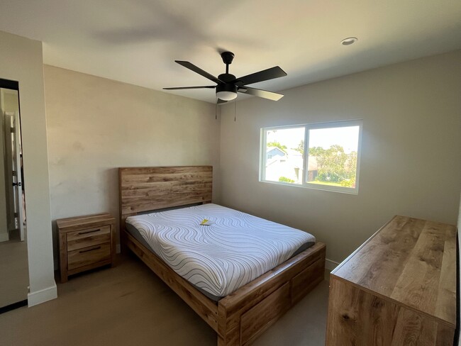 23073 Enadia Way in West Hills, CA - Building Photo - Building Photo