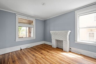 921 15th St in Beaver Falls, PA - Building Photo - Building Photo