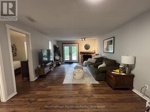 11 Dawson Dr in Collingwood, ON - Building Photo - Building Photo