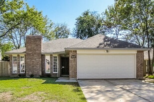 10806 Clear Fork Dr in Humble, TX - Building Photo