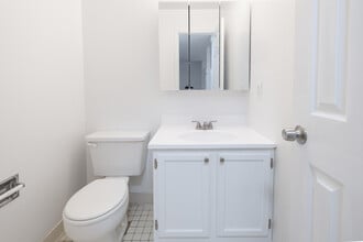 Brookside Garden Apartments in Harriman, NY - Foto de edificio - Interior Photo