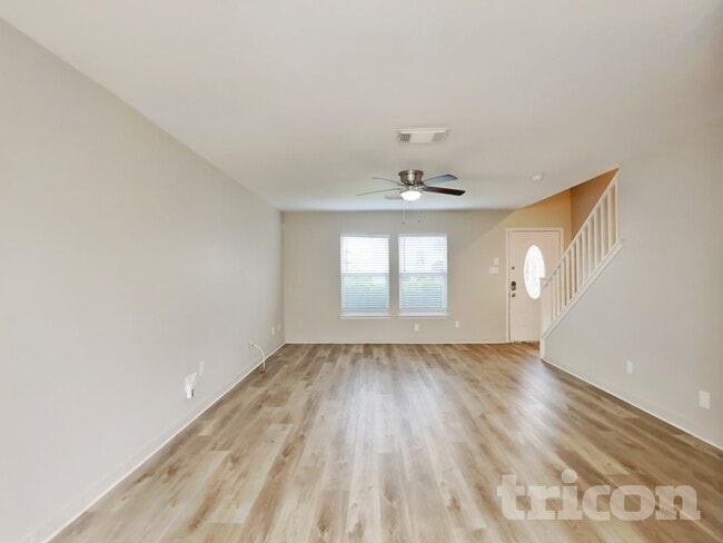 9806 Burr Press Ln in San Antonio, TX - Building Photo - Building Photo