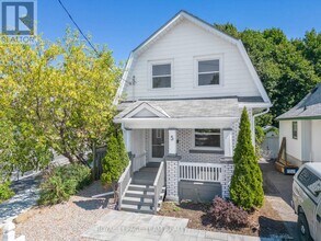 5 Gilchrist Ave in Ottawa, ON - Building Photo - Building Photo