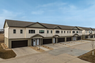 Prairie Trail Village Apartments & Townhomes in Sheldon, IA - Building Photo - Building Photo