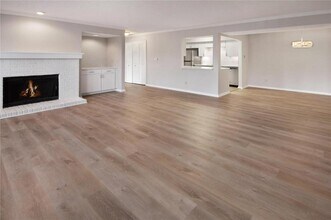 423 Shirley Ridge Dr in St. Charles, MO - Building Photo - Building Photo