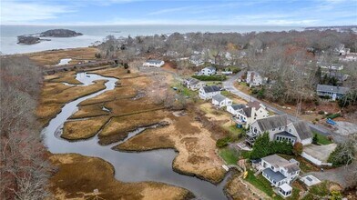 33 Marshfield Rd in East Lyme, CT - Building Photo - Building Photo