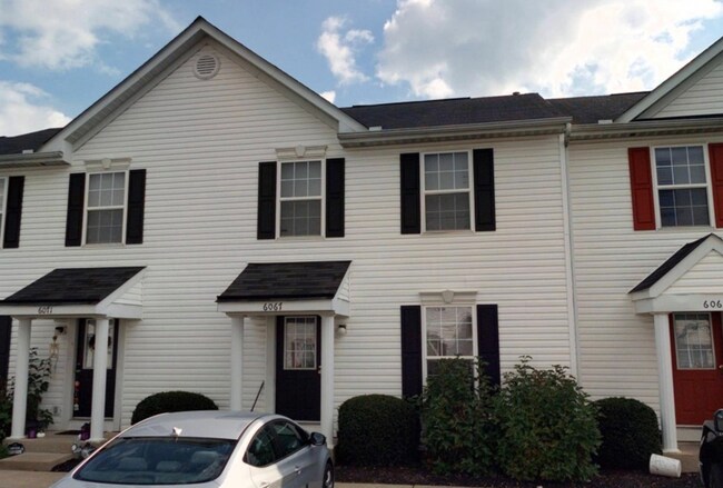 6067 Brice Park Dr in Canal Winchester, OH - Building Photo - Building Photo