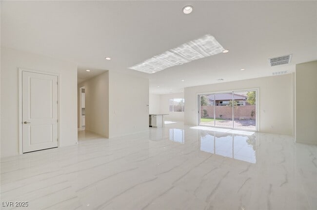 property at 555 Jerry Bird Ct