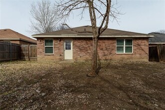 8534 Bearden St in Dallas, TX - Building Photo - Building Photo