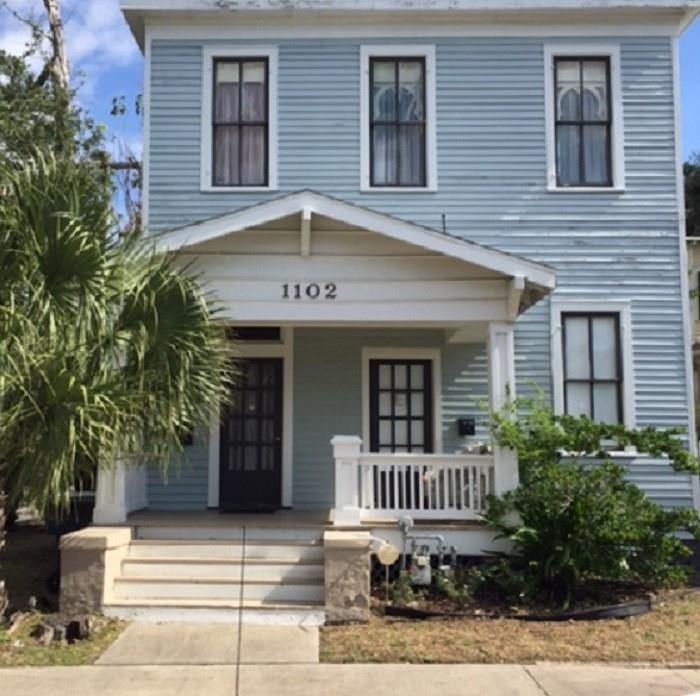 1102 35th St in Galveston, TX - Building Photo