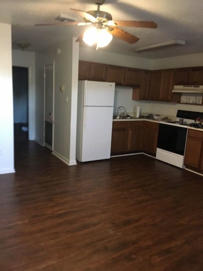 105 Meaux Blvd in Lafayette, LA - Building Photo - Building Photo