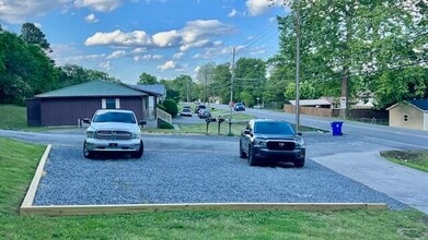 3026 Blue Springs Rd SE in Cleveland, TN - Building Photo - Building Photo