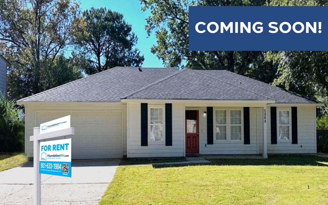 5869 E Fox Bend Cove in Memphis, TN - Building Photo