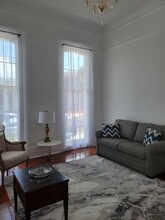 1220 Harmony St in New Orleans, LA - Foto de edificio - Building Photo