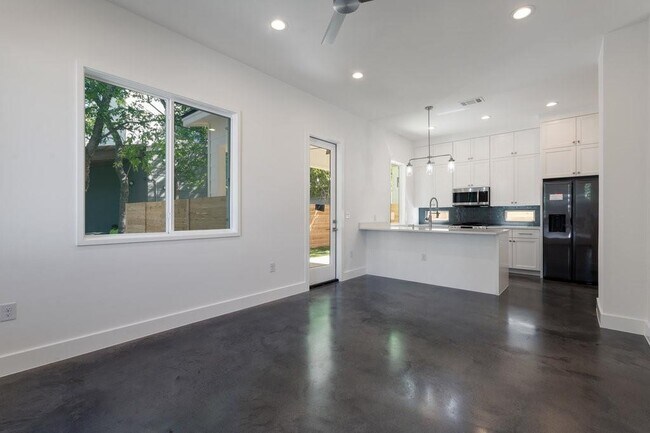 2504 E 6th St in Austin, TX - Building Photo - Building Photo