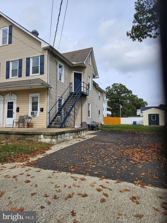 525 Asbury Ave in National Park, NJ - Foto de edificio - Building Photo