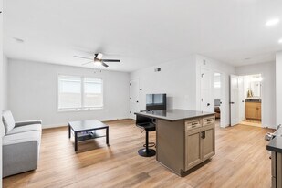 The Courtyard on 4th in Quantico, VA - Building Photo