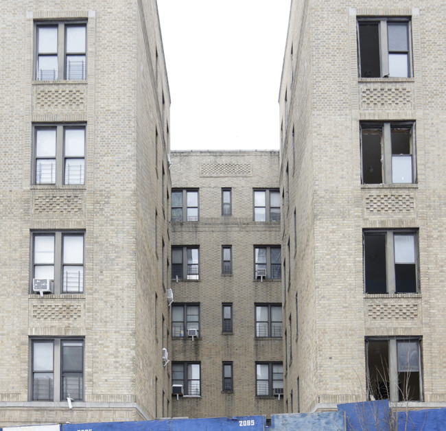 2085 Walton Ave in Bronx, NY - Building Photo - Building Photo