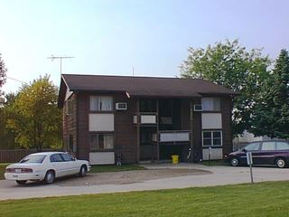 1110-1140 W I St in Forest City, IA - Building Photo