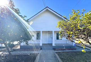 3046 Guirado St in Los Angeles, CA - Foto de edificio - Building Photo