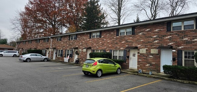 1109 State St, Unit #1 in Grafton, OH - Foto de edificio - Building Photo
