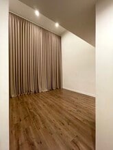 6143 Fountain Ave, Unit 104 in Los Angeles, CA - Foto de edificio - Building Photo