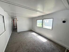 2 Talmar Ln in Franklin, NJ - Building Photo - Building Photo