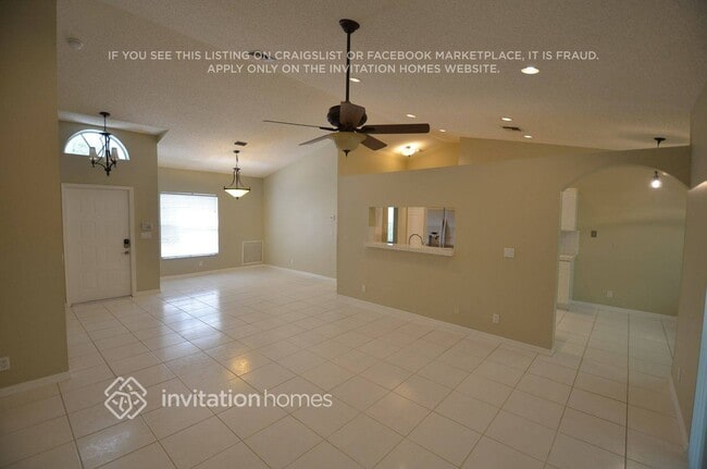 7570 NW 47th Ave in Pompano Beach, FL - Building Photo - Building Photo