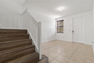 5808 NW 46th Ln in Lauderhill, FL - Building Photo - Building Photo