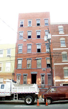 221 Clinton St in Hoboken, NJ - Building Photo - Building Photo