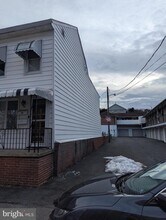 325 Lewis St in Minersville, PA - Building Photo - Building Photo