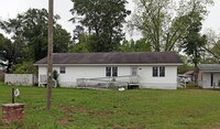 Building Photo - 914 Five Chop Rd Apartments in Orangeburg, South Carolina