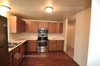 22043 SE 269th Pl in Maple Valley, WA - Building Photo - Building Photo