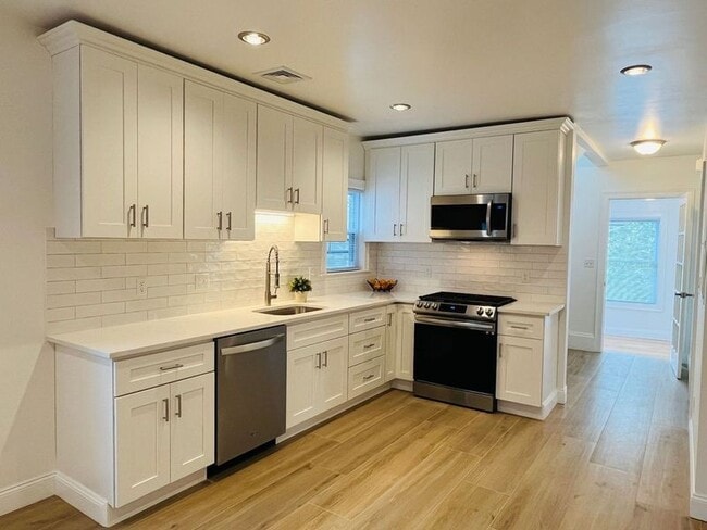 73 Cameron Ave, Unit 2