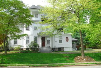 45 Green Ave in Madison, NJ - Building Photo - Building Photo