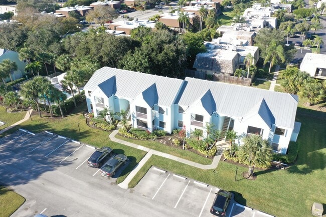 1135 3rd Ave in Vero Beach, FL - Building Photo - Building Photo