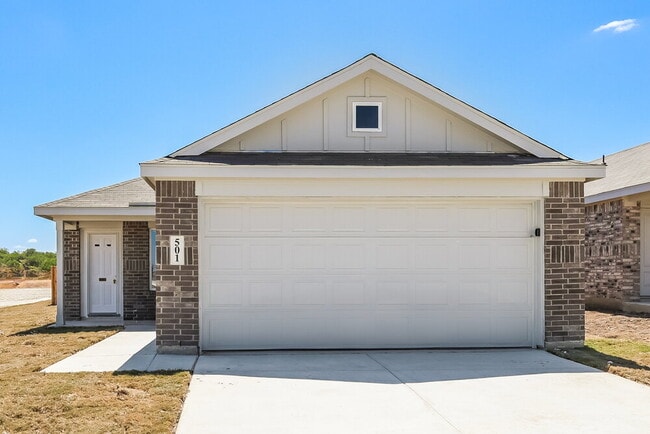 501 Chevre Rd in New Braunfels, TX - Building Photo - Building Photo