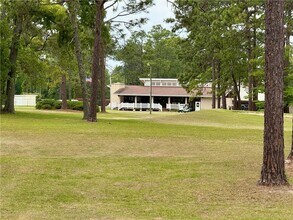 28 Pine Forest Dr W in Jesup, GA - Building Photo - Building Photo