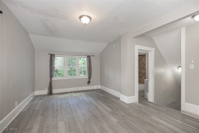 844 E 154th St in Cleveland, OH - Building Photo - Building Photo