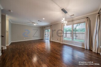 7501 Shadowridge Run in Austin, TX - Building Photo - Building Photo