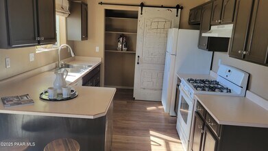 8101 E Dust Devil Dr in Prescott Valley, AZ - Building Photo - Building Photo