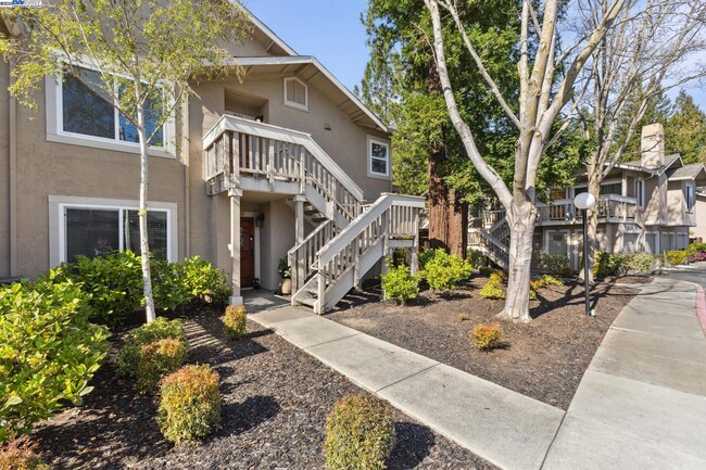 3621 Crow Canyon Rd in San Ramon, CA - Building Photo - Building Photo