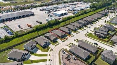 10750 Nathaniel Valley Path in Houston, TX - Building Photo - Building Photo